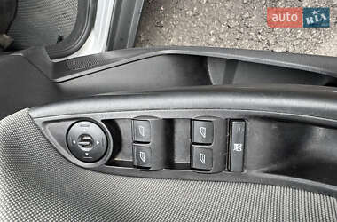 Седан Ford Focus 2011 в 