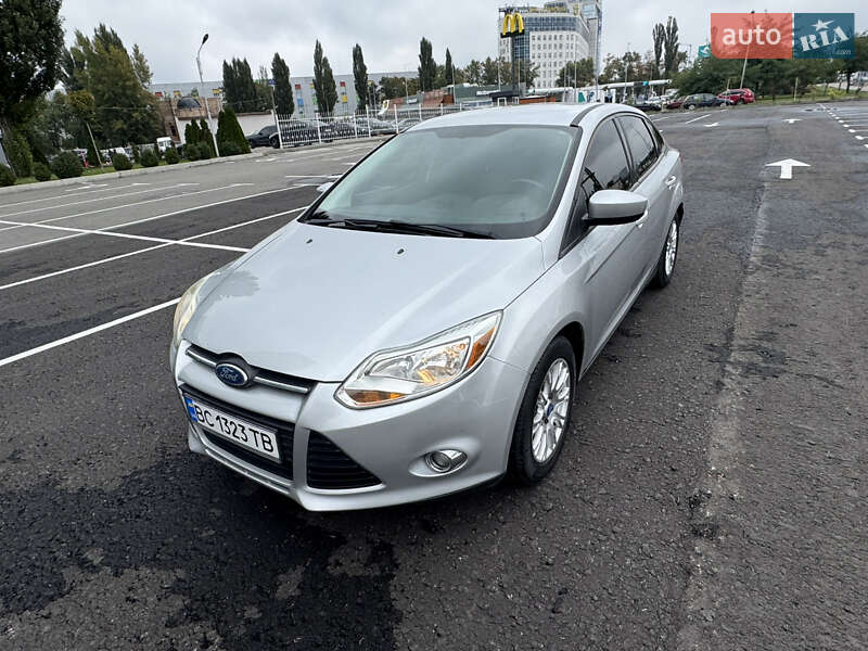 Седан Ford Focus 2011 в Киеве фото 20 Седан Ford Focus 2011 в Киеве