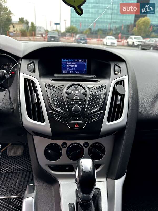 Хэтчбек Ford Focus 2013 в Киеве