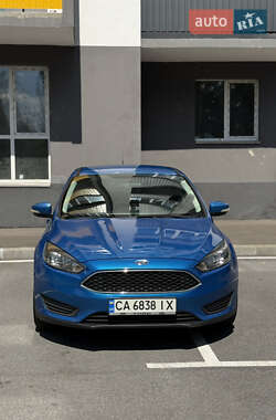 Хэтчбек Ford Focus 2015 в Киеве