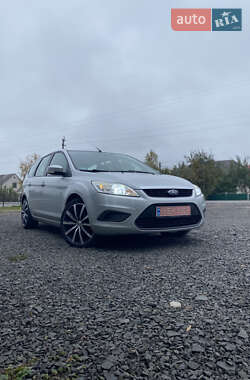 Универсал Ford Focus 2010 в 