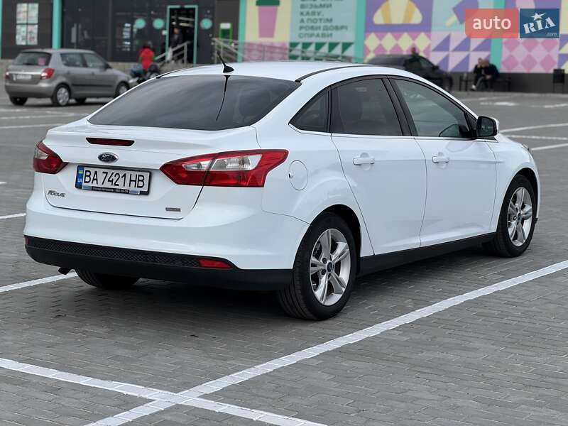Седан Ford Focus 2014 в Смолином