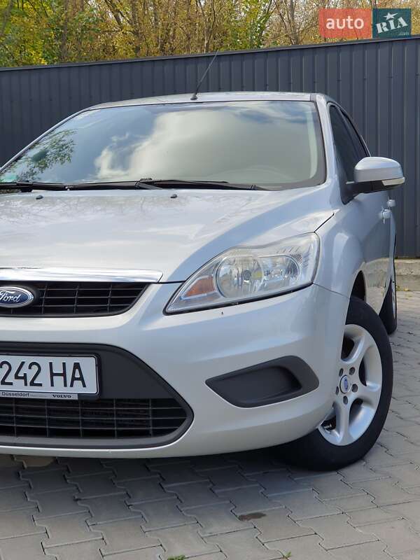 Универсал Ford Focus 2010 в 
