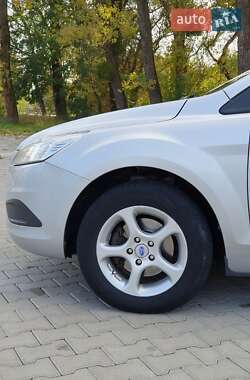 Универсал Ford Focus 2010 в 