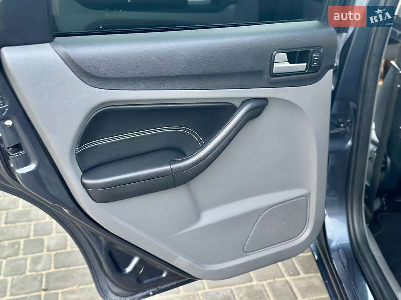 Универсал Ford Focus 2010 в Вараше фото 28 Универсал Ford Focus 2010 в Вараше