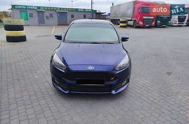 Хетчбек Ford Focus 2017 в Дніпрі