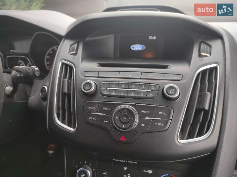 Хэтчбек Ford Focus 2017 в Днепре