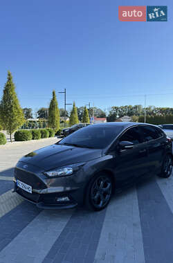 Хэтчбек Ford Focus 2017 в 