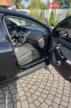 Универсал Ford Focus 2013 в 