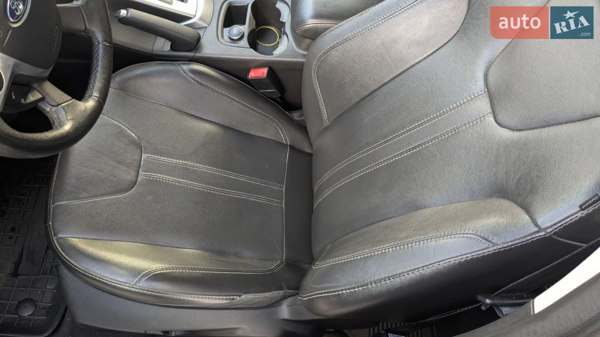 2013 Ford Focus - мініатюра 13