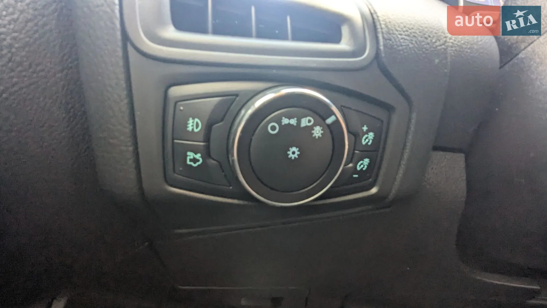 2013 Ford Focus - мініатюра 17