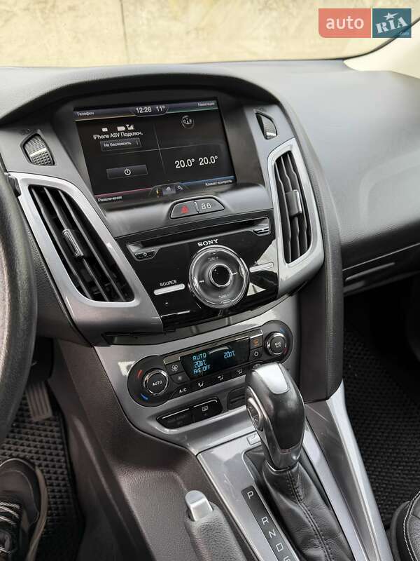 Хэтчбек Ford Focus 2014 в Днепре