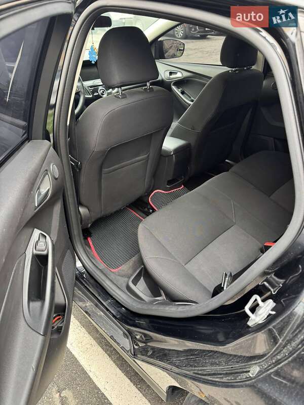 Хетчбек Ford Focus 2017 в Софіївській Борщагівці