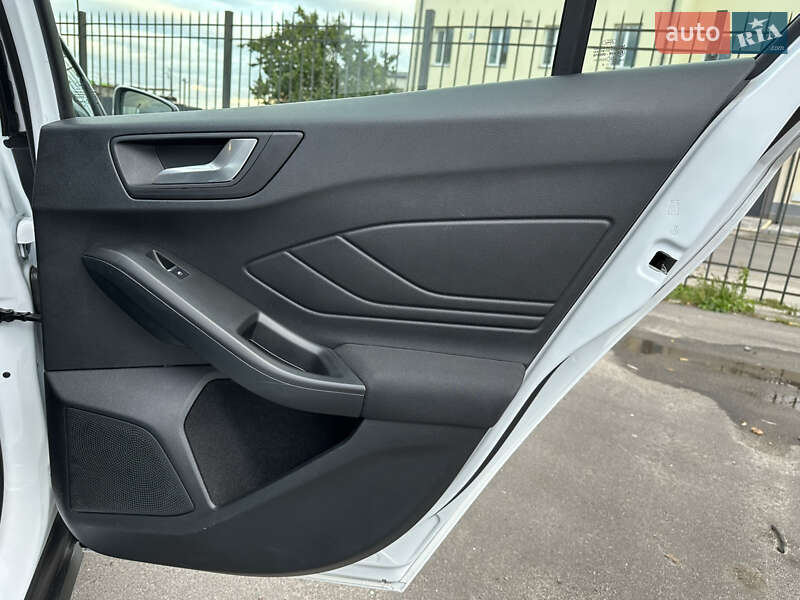 Хетчбек Ford Focus 2020 в Києві фото 26 Хетчбек Ford Focus 2020 в Києві
