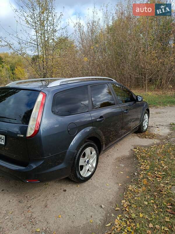 Универсал Ford Focus 2010 в Прилуках фото 4 Универсал Ford Focus 2010 в Прилуках