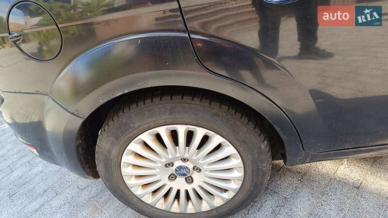 Хэтчбек Ford Focus 2008 в Калиновке