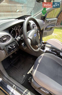 Універсал Ford Focus 2010 в 