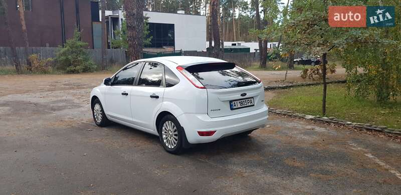 Хэтчбек Ford Focus 2010 в Буче