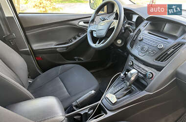 Седан Ford Focus 2015 в 