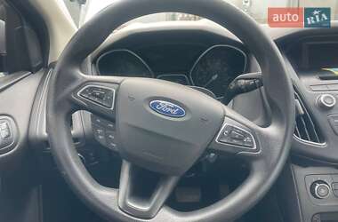 Седан Ford Focus 2016 в 