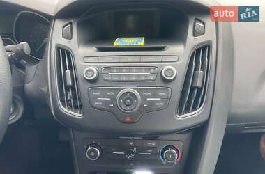 Седан Ford Focus 2016 в 