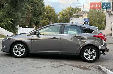 Хетчбек Ford Focus 2013 в 