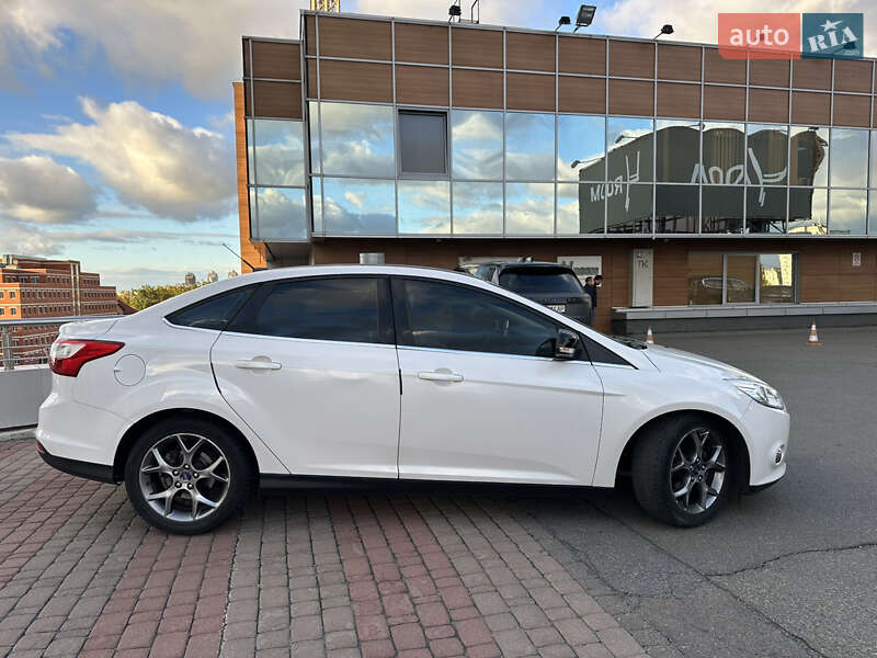 Седан Ford Focus 2012 в Києві