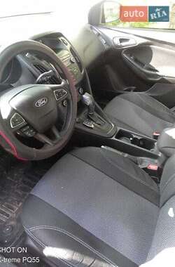Седан Ford Focus 2018 в  фото 2 Седан Ford Focus 2018 в