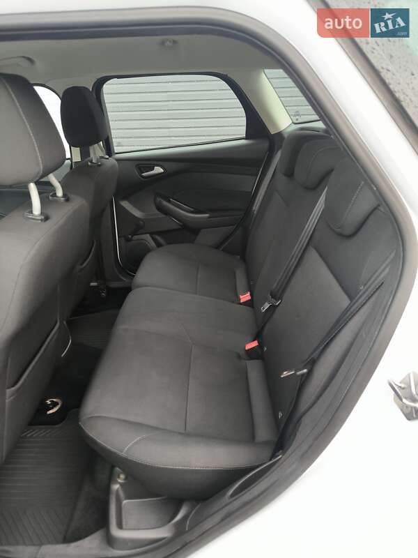 Универсал Ford Focus 2017 в Киеве фото 2 Универсал Ford Focus 2017 в Киеве