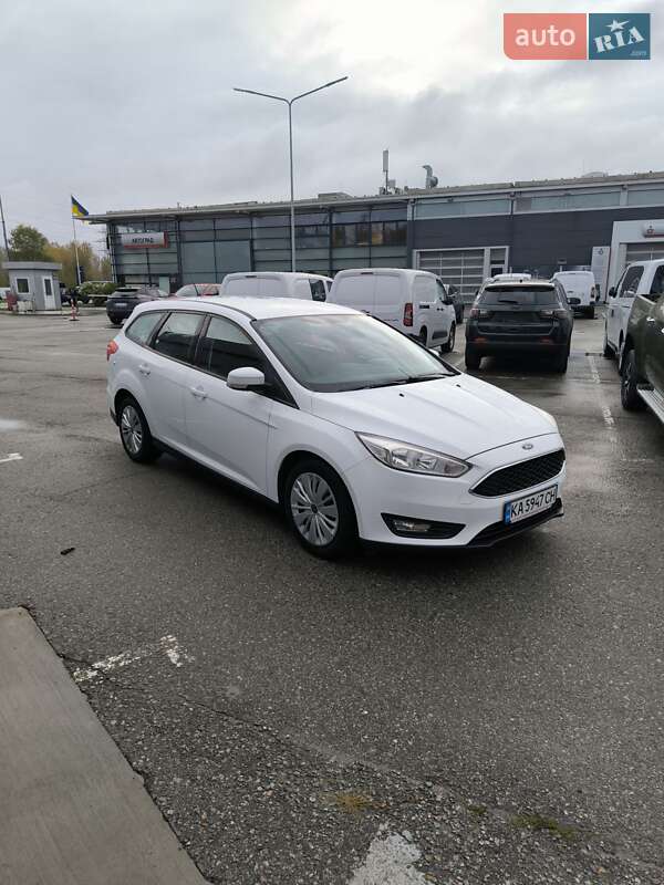Универсал Ford Focus 2017 в Киеве фото 7 Универсал Ford Focus 2017 в Киеве