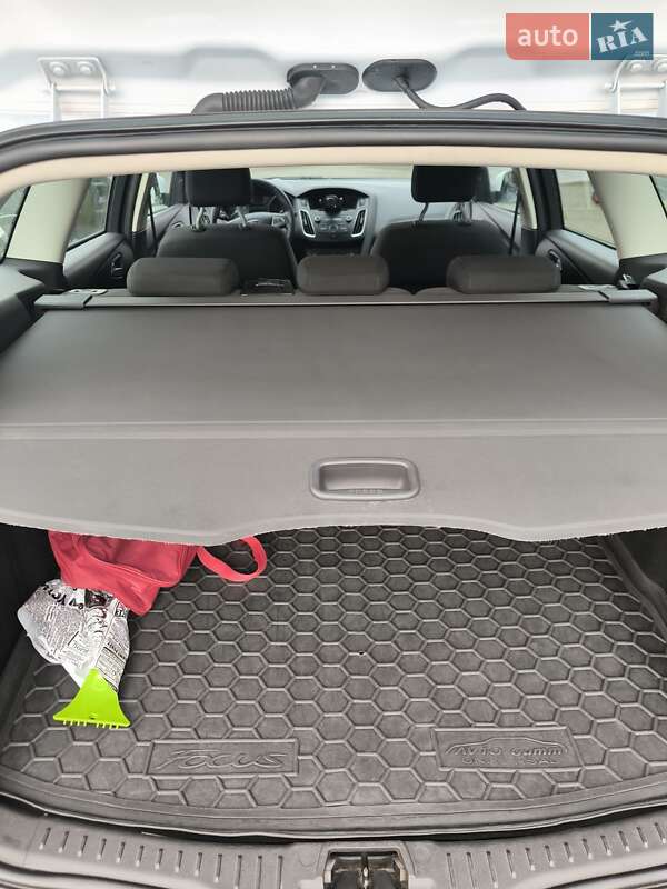 Универсал Ford Focus 2017 в Киеве фото 21 Универсал Ford Focus 2017 в Киеве