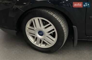 Седан Ford Focus 2007 в 