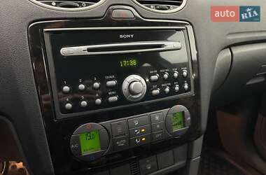 Седан Ford Focus 2007 в 