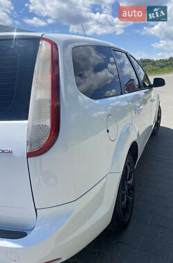 Універсал Ford Focus 2010 в 