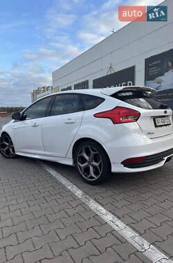 Хэтчбек Ford Focus 2018 в 