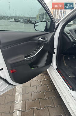 Хэтчбек Ford Focus 2018 в 