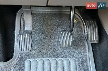 Седан Ford Focus 2011 в 