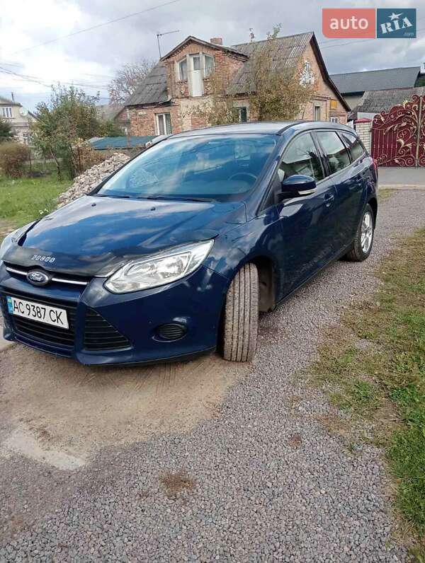 Універсал Ford Focus 2013 в Нововолинську фото 10 Універсал Ford Focus 2013 в Нововолинську