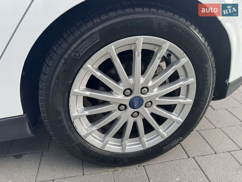 Хэтчбек Ford Focus 2014 в Ивано-Франковске фото 12 Хэтчбек Ford Focus 2014 в Ивано-Франковске
