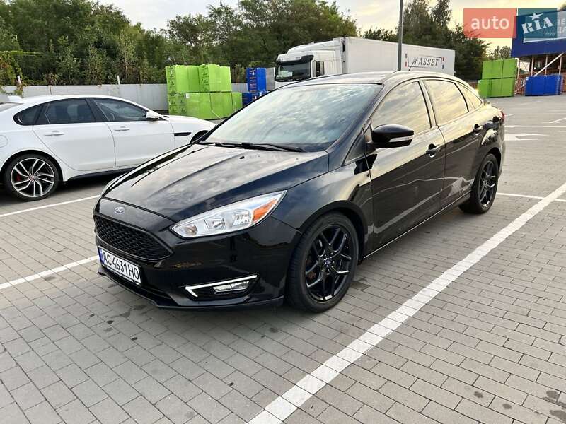 Седан Ford Focus 2016 в Луцке