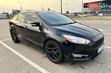 Седан Ford Focus 2016 в 