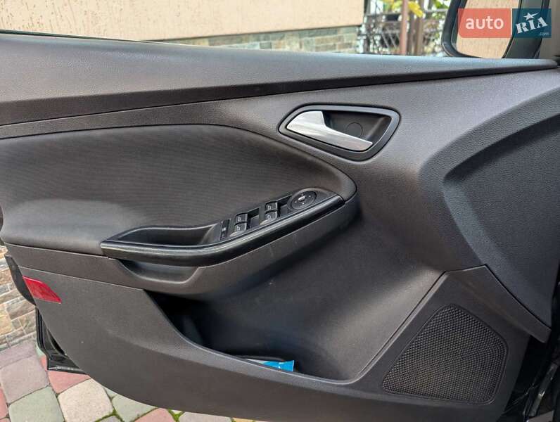 Хетчбек Ford Focus 2012 в Мукачевому фото 6 Хетчбек Ford Focus 2012 в Мукачевому