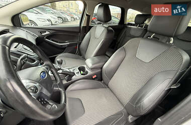 Универсал Ford Focus 2012 в 