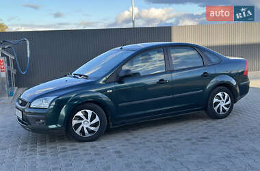Седан Ford Focus 2005 в  фото 2 Седан Ford Focus 2005 в