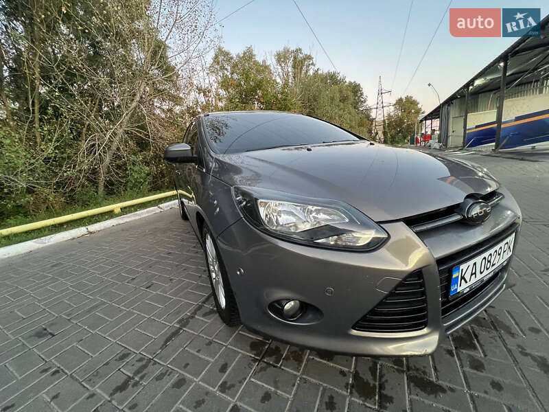 Универсал Ford Focus 2014 в 