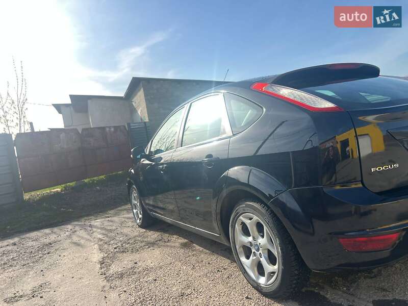 Хетчбек Ford Focus 2008 в Бродах