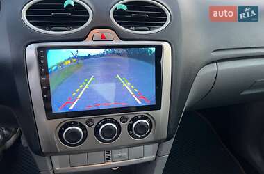 Хэтчбек Ford Focus 2008 в 