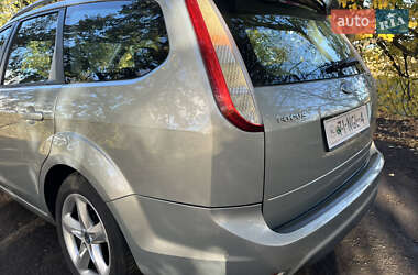 Универсал Ford Focus 2010 в 