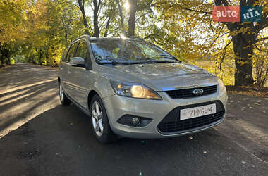 Универсал Ford Focus 2010 в 