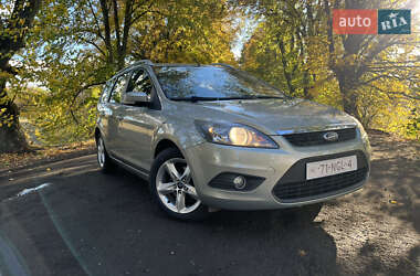 Универсал Ford Focus 2010 в 